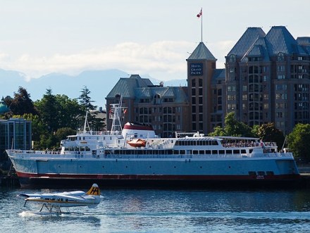 MV Coho in Victoria Harbour. Photo by Steve Voght via Wikimedia Commons.
